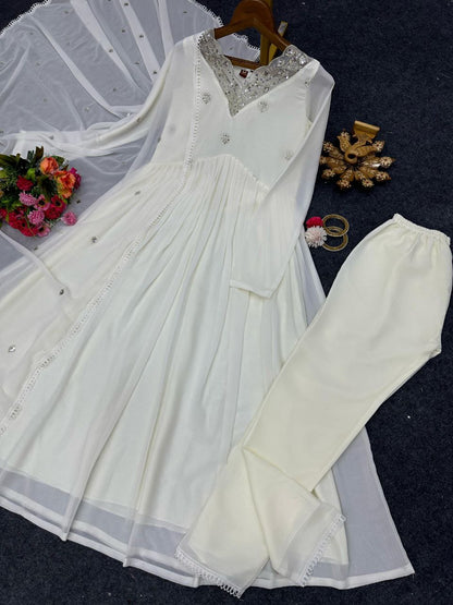 Effortless Elegance: Fully Stitched White Suit with Pant and Dupatta