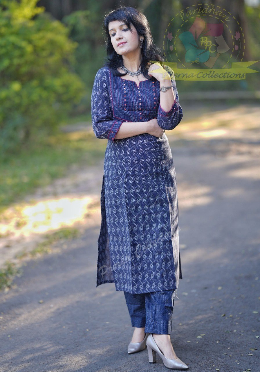 Chic Embroidery Delight: Kurti and Pant Set with Intricate Embroidery Work
