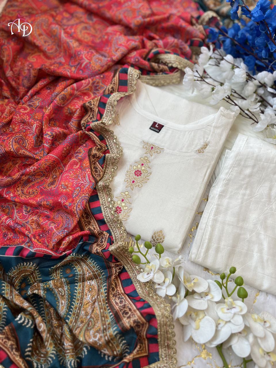 Exquisite Chanderi Suit Ensemble: Heavy Jari Work with Zari Embellishments and Cotton Lining